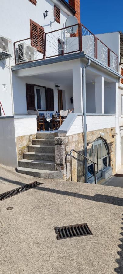 Apartman Lucija Punat Exterior photo